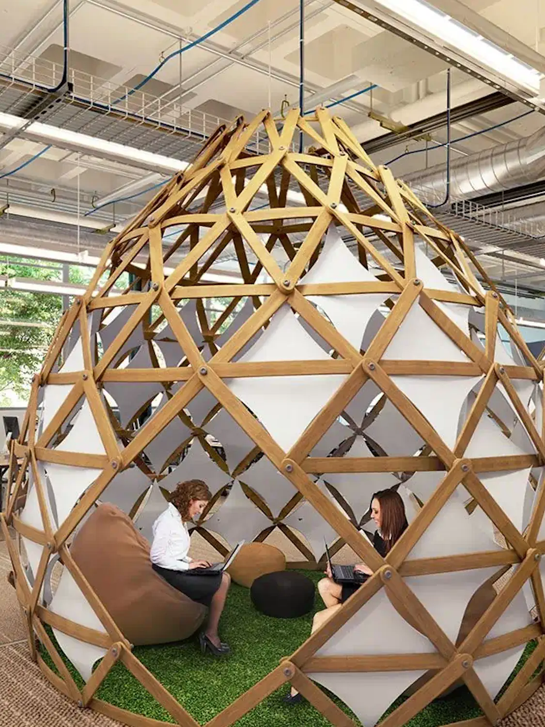 Bambus-Iglu Pavillon